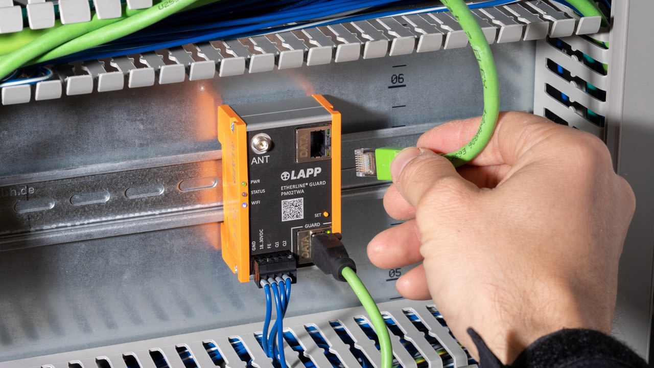 Monitoring connection systems helps avoid unexpected downtimes which impair productivity.