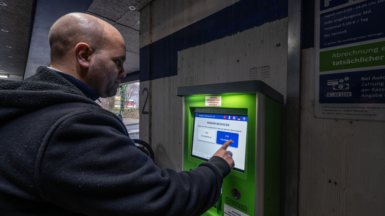 Parking fees can be paid via app or at the usual payment machine.