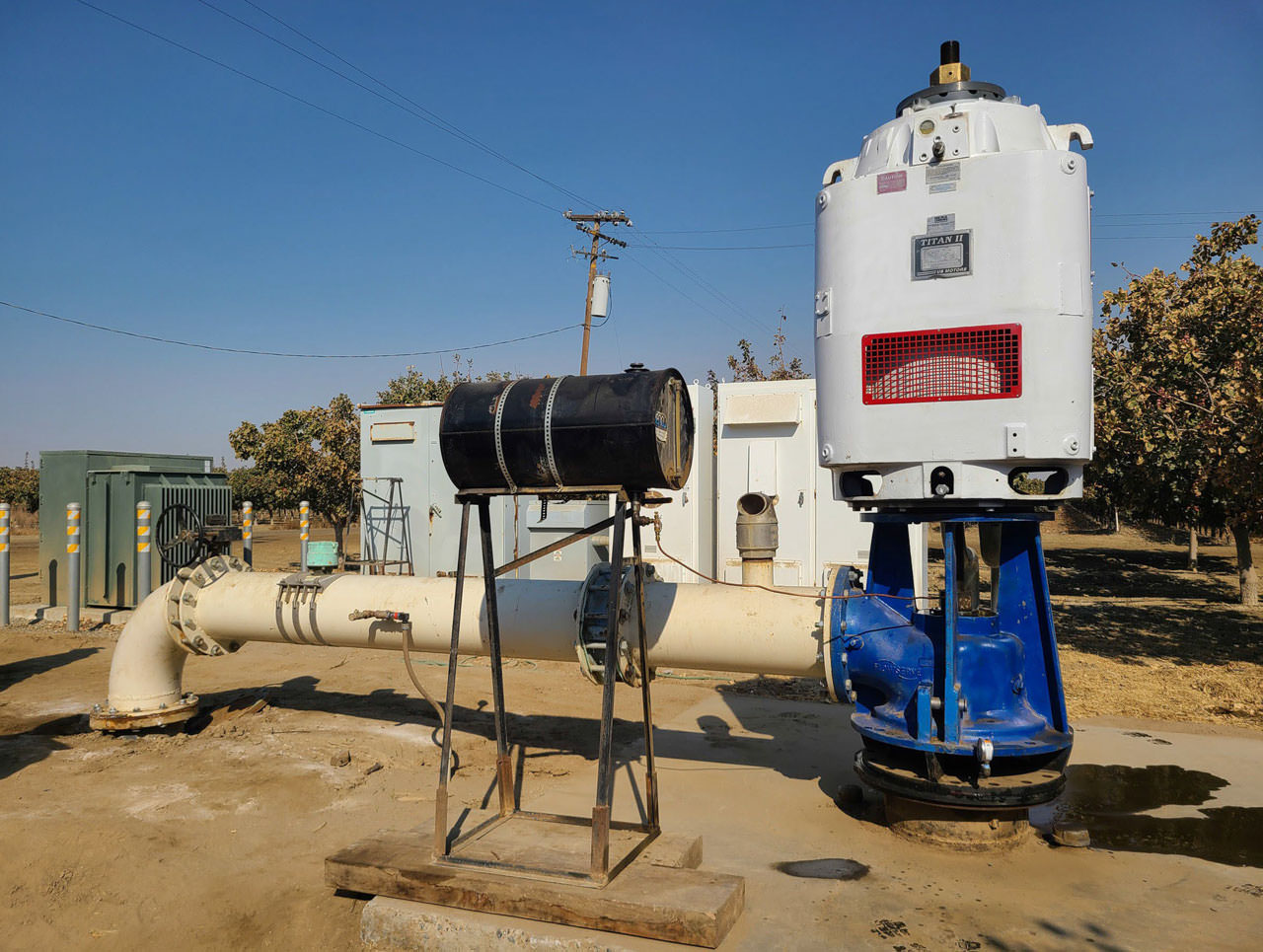 All Azcal wells and irrigation filter stations are equipped with VFDs and flow meters.
